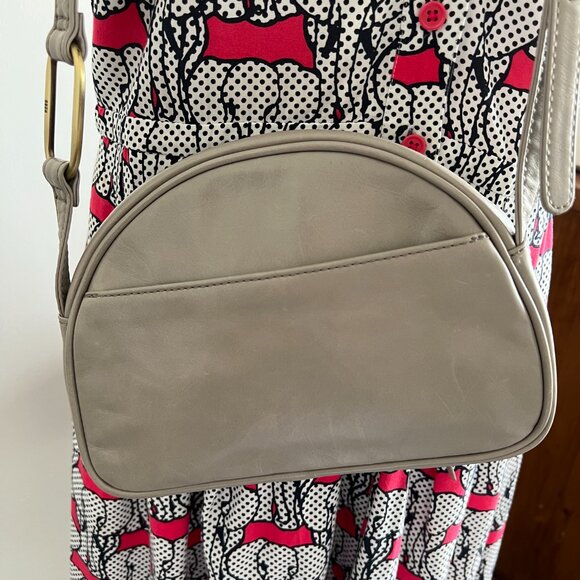 Hobo Reach Crossbody bag in Driftwood (Retired Design) - Picture 5 of 10